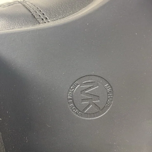 NWOT Michael Kors Elsa Mid Booties Boots - Picture 13 of 14